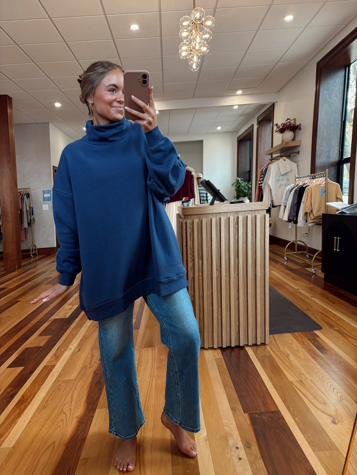 ￼Navy Mock Neck