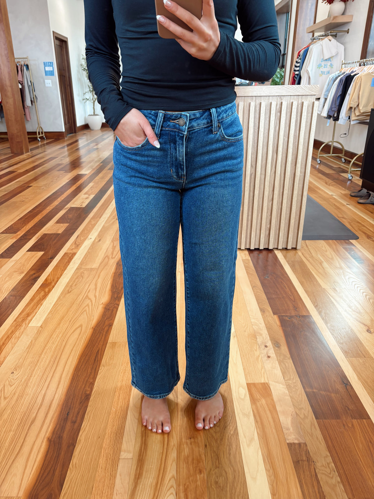 The Signature Denim - Dark Wash